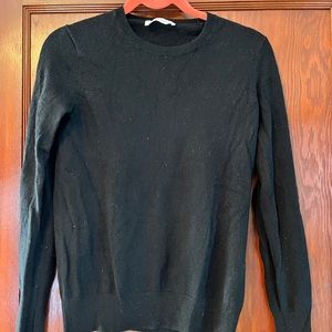 Everlane cashmere sweater in black